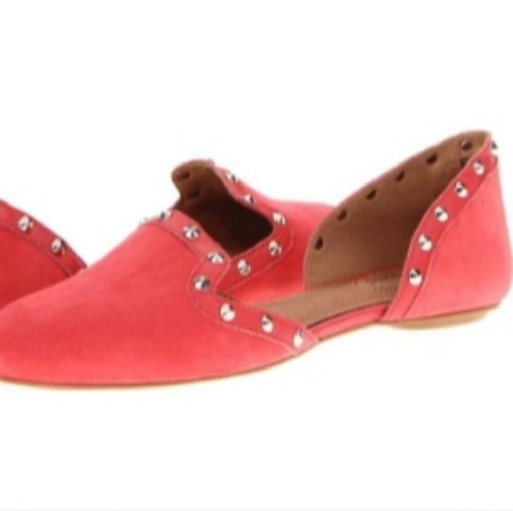 Corso Como Regal Flats in Coral Suede. Size 8